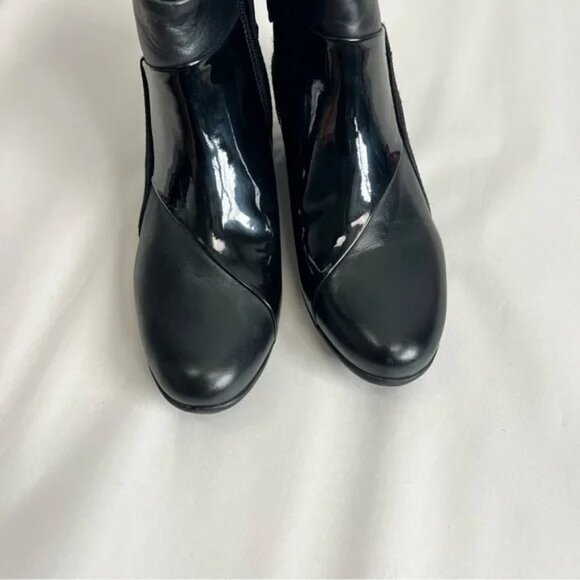 Trotters Maci Ankle Bootie Size 8.5 - Picture 2 of 10